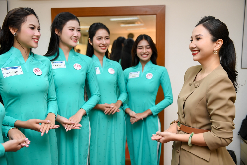 Đồng hành cùng Hoa hậu Việt Nam 2026, Vietnam Airlines mở rộng cơ hội gia nhập đội ngũ tiếp viên hàng không 